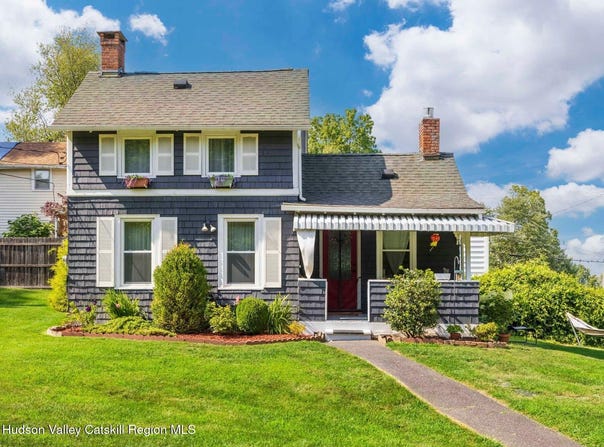 171 Sackett Street, Port Ewen, NY 12466