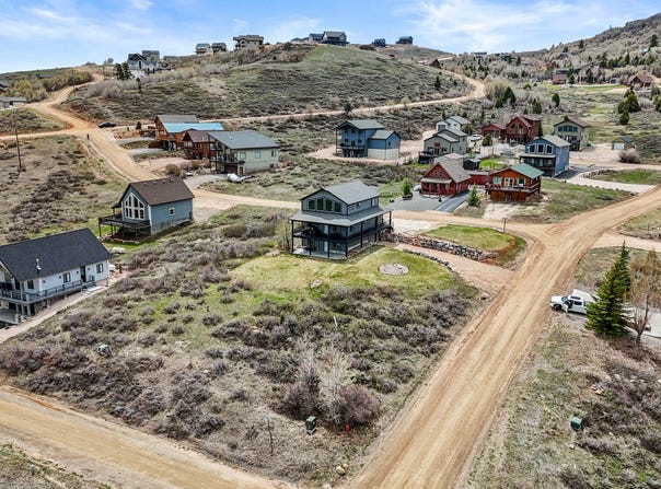 790 W SNOWBERRY, Garden City, UT 84028