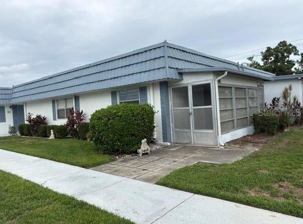 1901 ANDOVER Way, SUN CITY CENTER, FL 33573