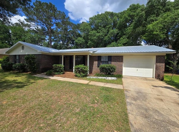 106 Prentice Ct., Dothan, AL 36305