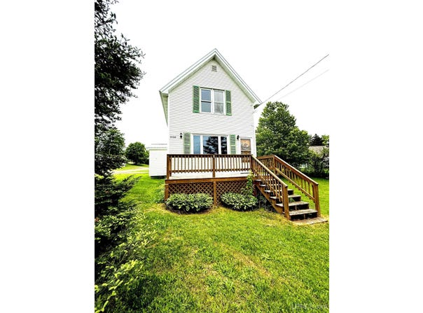 44068 7th, Atlantic Mine, MI 49905