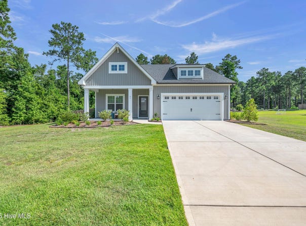 91 Saratoga Way, Rocky Point, NC 28457
