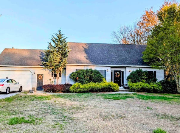 61 Perry Road, Petersburg, NJ 08270
