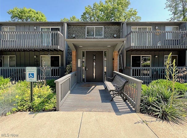 6220 Hidden Creek Drive unit: 311, Lorain, OH 44053