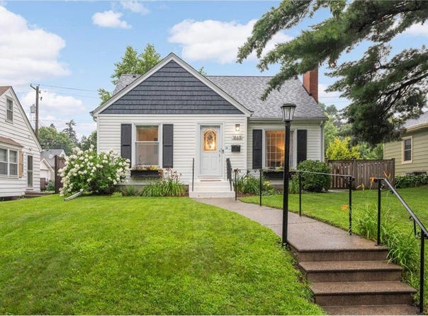 1865 Montreal Avenue, Saint Paul, MN 55116