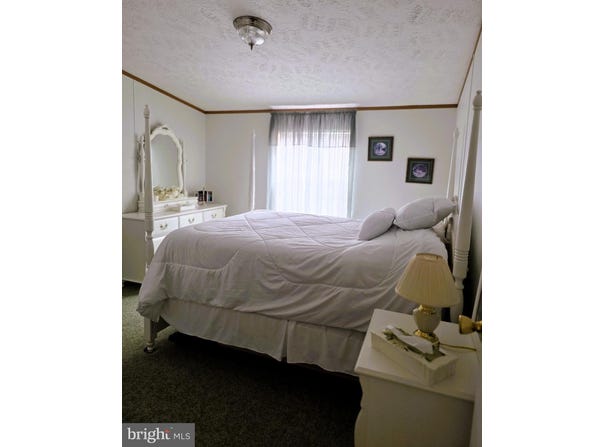 11 BUTTERCUP COURT, DOVER, DE 19904