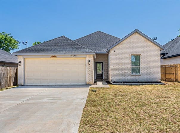 2916 Wilhurt Avenue, Dallas, TX 75216