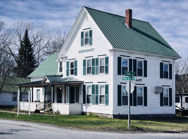 14 Glover Road, Barton, VT 05822