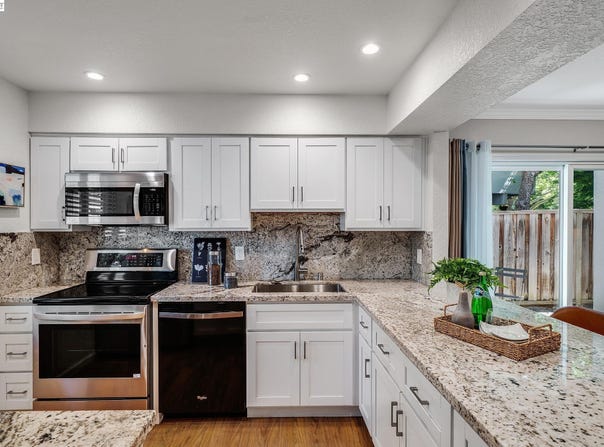 408 Old Orchard Ct, Danville, CA 94526
