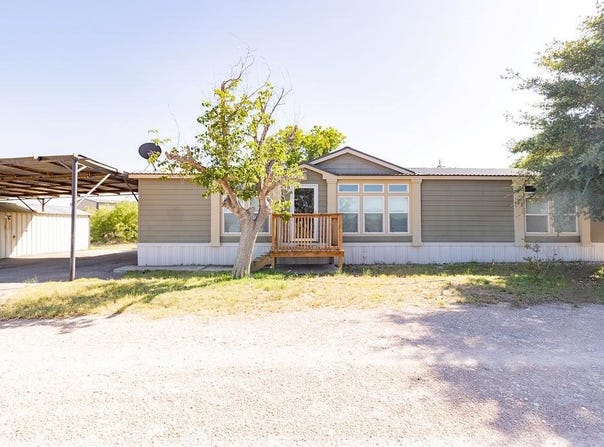 101 Smith Rd, Monahans, TX 79756