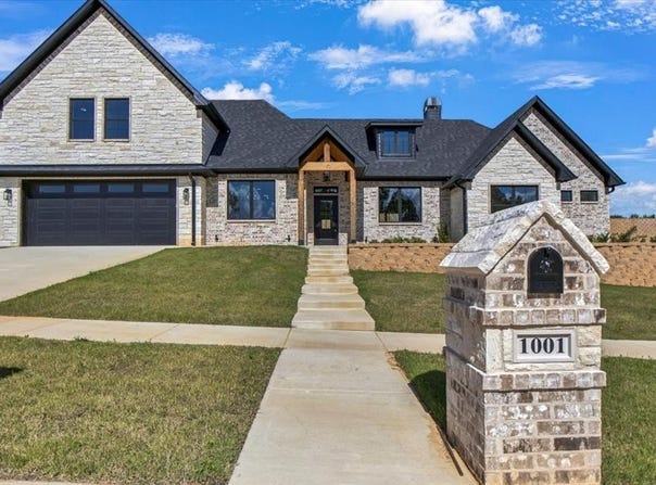 1001 Mallard Drive, Lindale, TX 75771