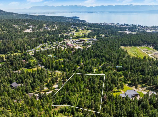 116 Spoklie Drive, Lakeside, MT 59922