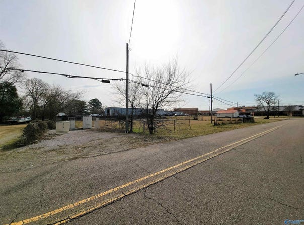 1714 Main Street, Gadsden, AL 35904