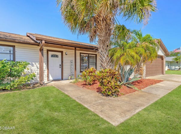 1720 Sabal Palm Drive, Edgewater, FL 32132