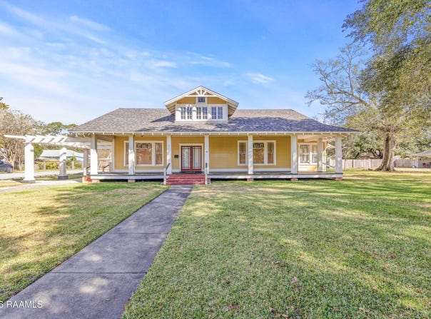 420 Berard Street, Breaux Bridge, LA 70517