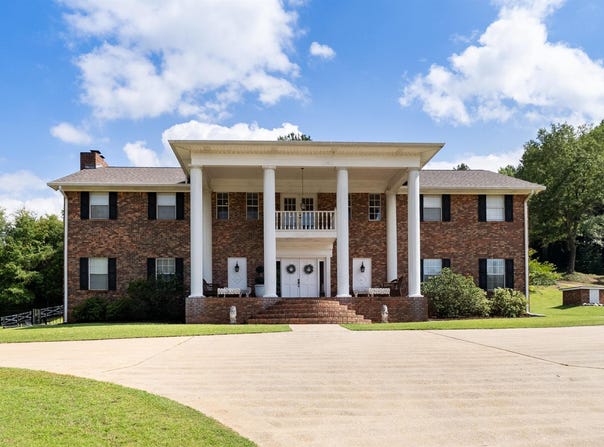 6926 VALLEY LAKE ROAD, COTTONDALE, AL 35453