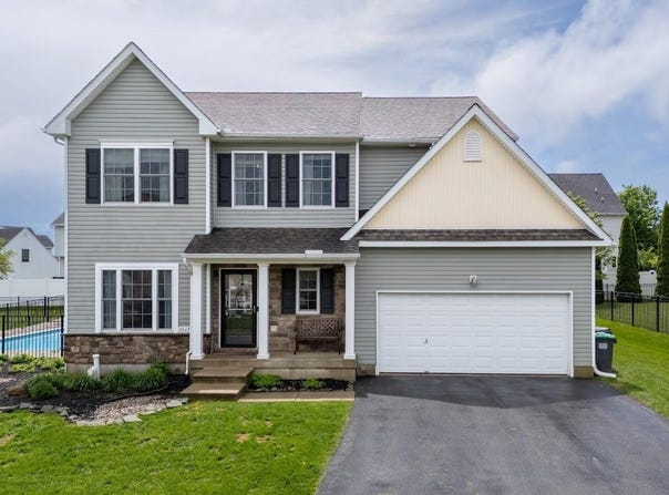 2613 English Ivy Road, Nazareth, PA 18064