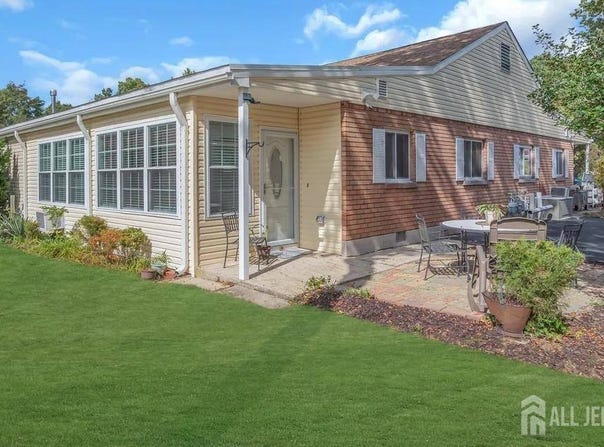 3 Cypress Street, Toms River, NJ 08757