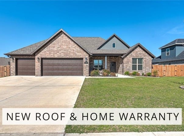 1245 Montichiello  ST, Tontitown, AR 72762