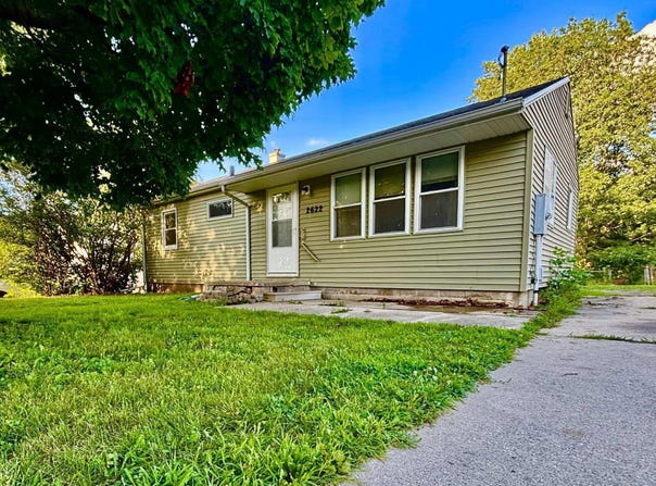 2622 Garden Avenue, Cedar Falls, IA 50613