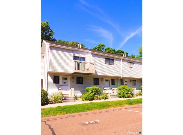 707 Timber Lane, Canton, CT 06019