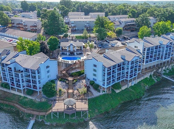 4897 Bridgepointe Drive, Osage Beach, MO 65065