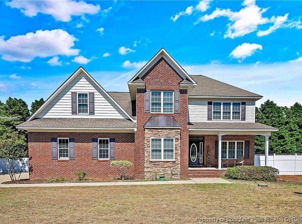 708 Maple Grove Court, Hope Mills, NC 28348