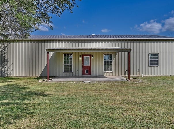 565 Rogers Trail, La Grange, TX 78945