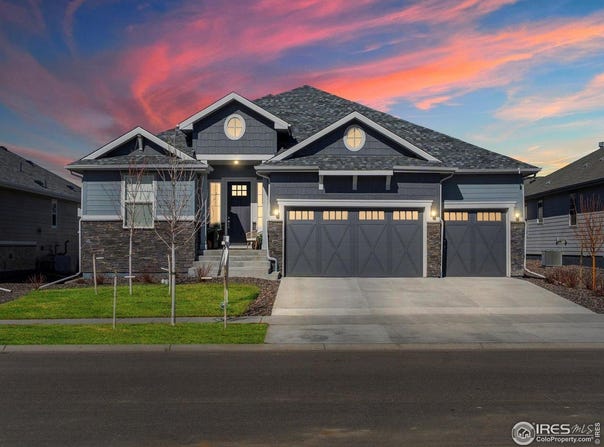 9035 S Shawnee Ct, Aurora, CO 80016
