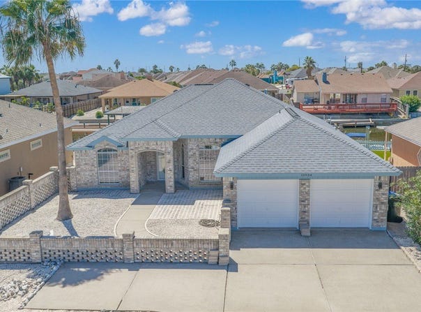 15934 Palo Seco Drive, Corpus Christi, TX 78418