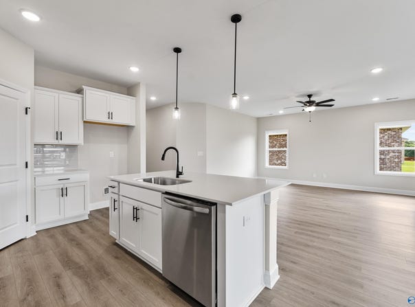 305 Keller Drive, Hazel Green, AL 35750