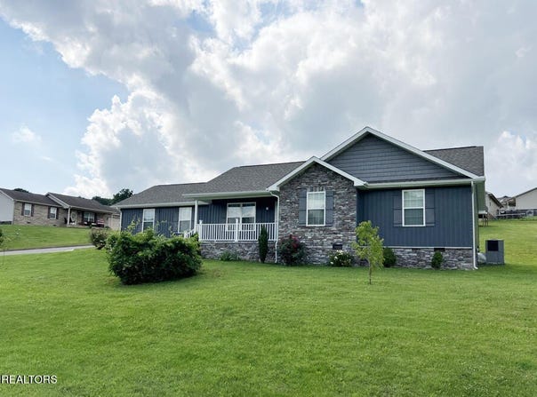 198 Altina Circle, New Tazewell, TN 37825