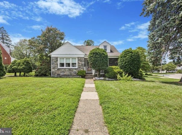 264 HAWTHORNE RD, MORTON, PA 19070
