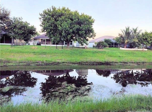 2315 SW Chestnut Lane, Port St Lucie, FL 34953