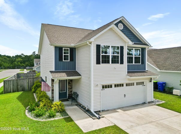 634 Aurora Place, Hampstead, NC 28443