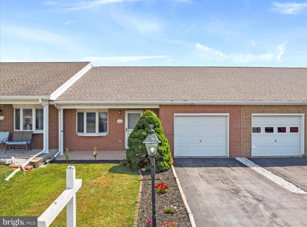 153 SOUTHERN OAK DRIVE, HAGERSTOWN, MD 21740