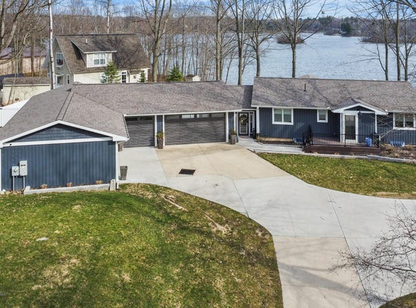 9356 Miramichi Drive, Evart, MI 49631