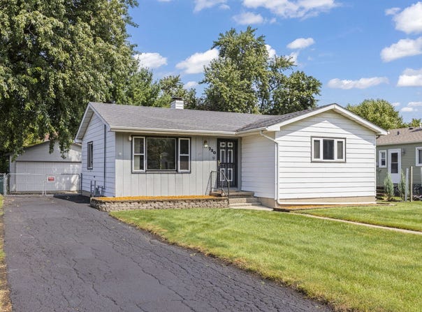 720 E Le Moyne Avenue, Lombard, IL 60148