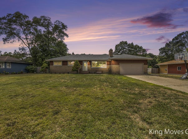 3835 Molly Boulevard, Muskegon, MI 49444