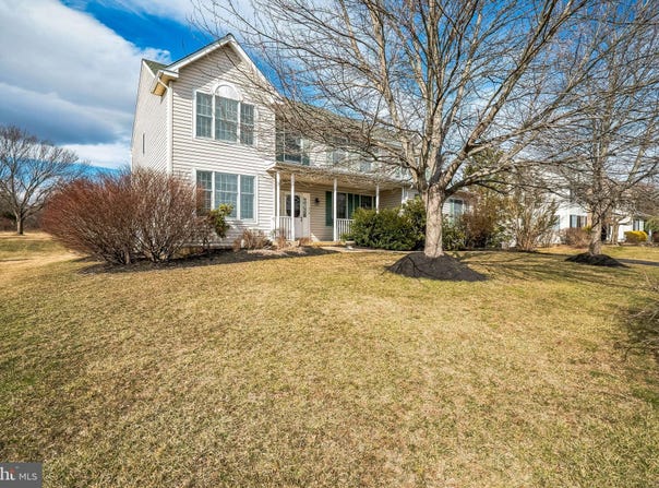5489 GRANDVIEW LANE, DOYLESTOWN, PA 18902