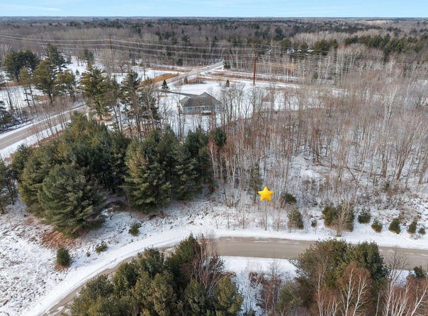 ALPHA Lane, ABRAMS, WI 54101