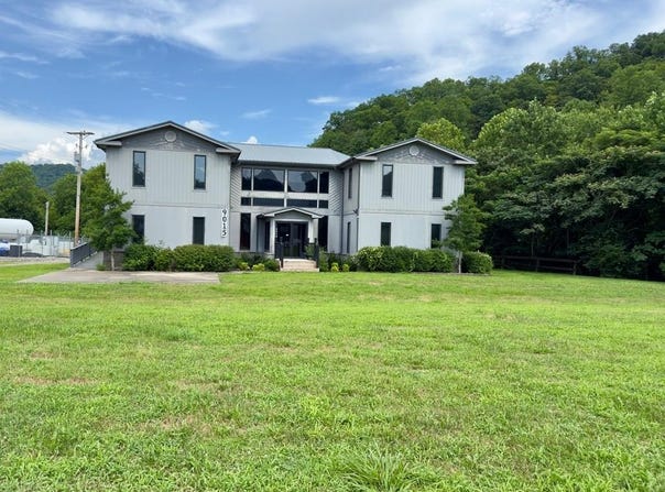 9015 US 23, Stanville, KY 41659