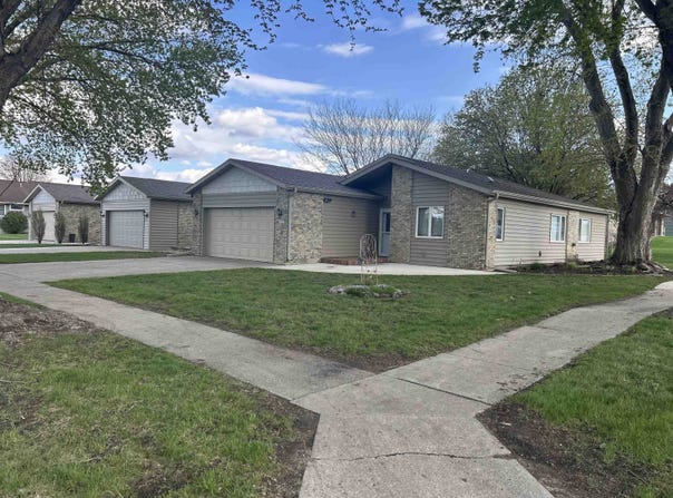 2210 E 6th Street, Sheldon, IA 51201