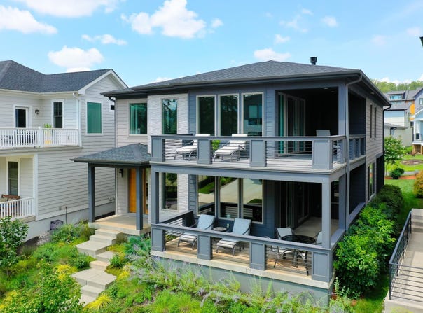 1329 PEN PARK LN, Charlottesville, VA 22901