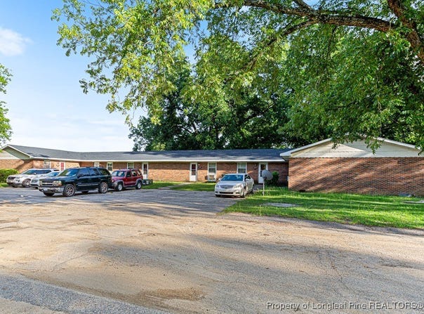 6429 Starbrook Drive, Fayetteville, NC 28304