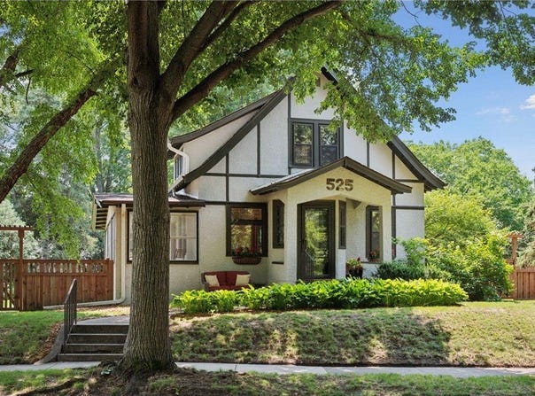 525 W Minnehaha Parkway, Minneapolis, MN 55419