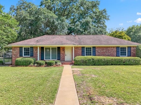 2016 Sharon Avenue, Albany, GA 31721