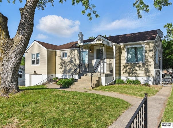 2311 N 71st Street, Omaha, NE 68104