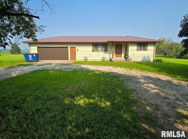 3567 Route 84, Thomson, IL 61285