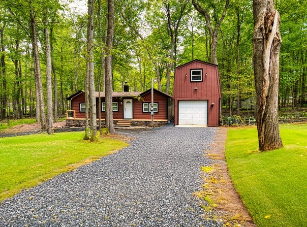 76 Kiowa Path Path, Gouldsboro, PA 18424